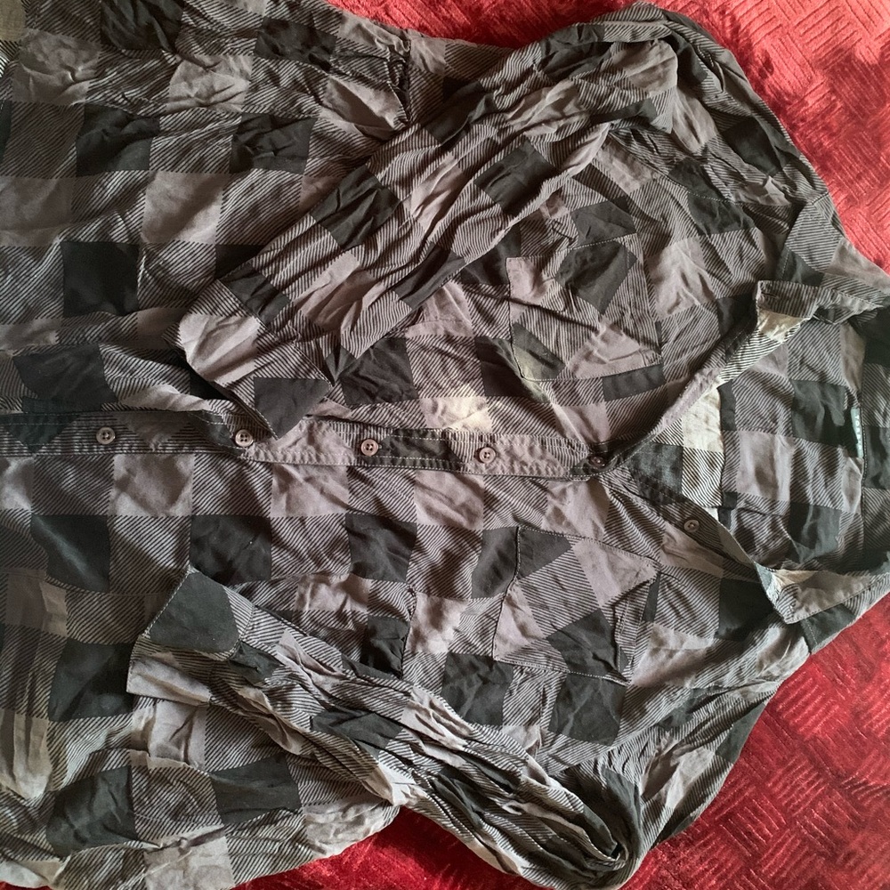 Grey plaid babydoll top.